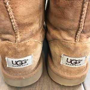 Kids Ugg Boots Size 2